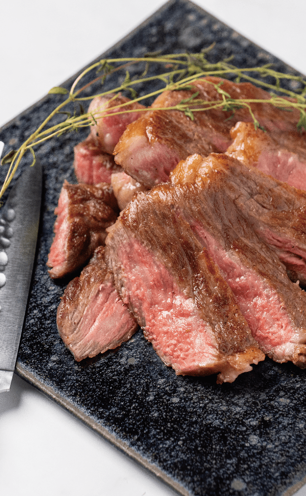 皮下脂肪剥き(グリムキ) 凛和牛サーロインステーキ - 凛和牛 | LEAN WAGYU